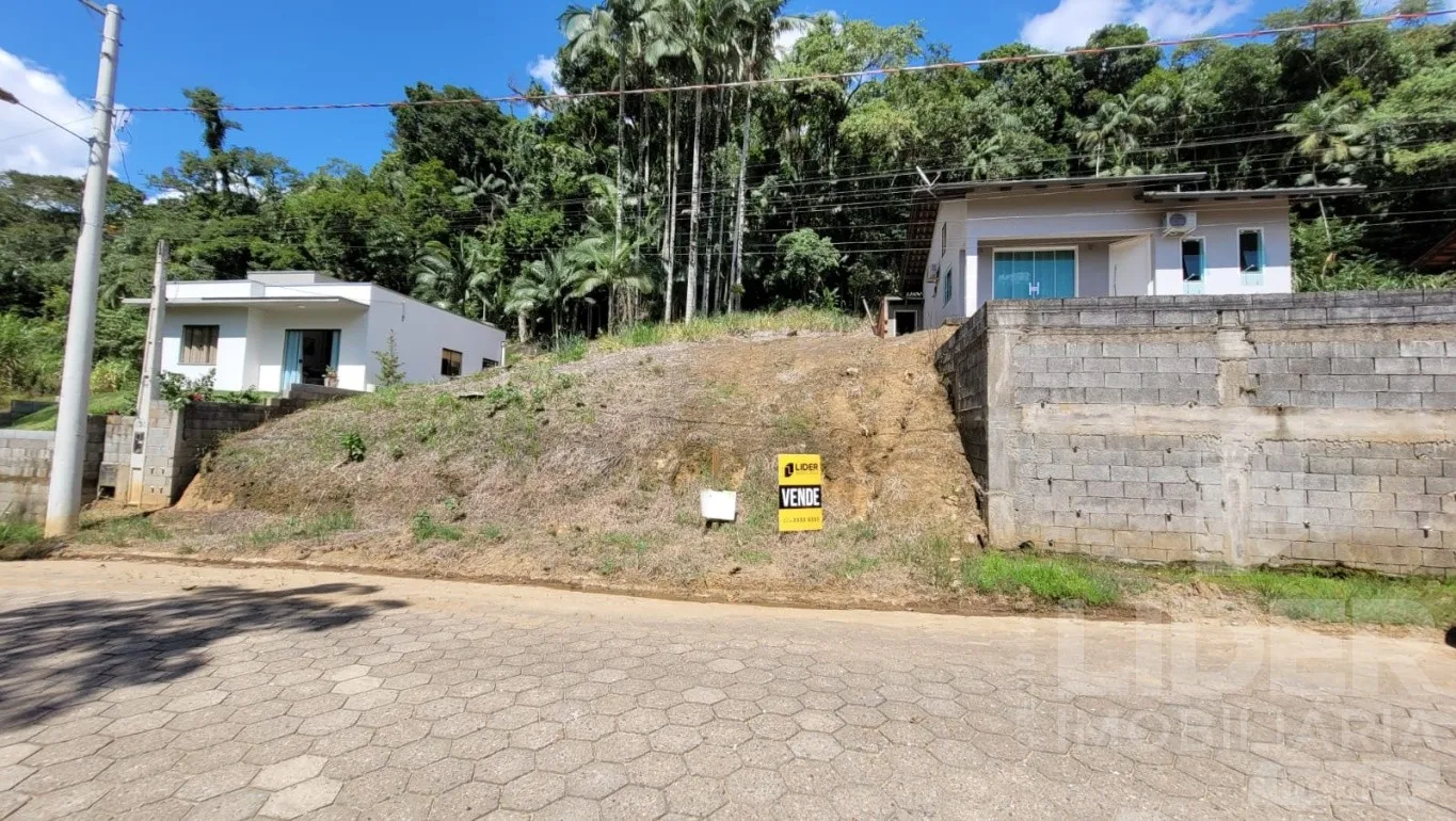TERRENO COM 517M NO CENTRO DE RODEIO - foto 1