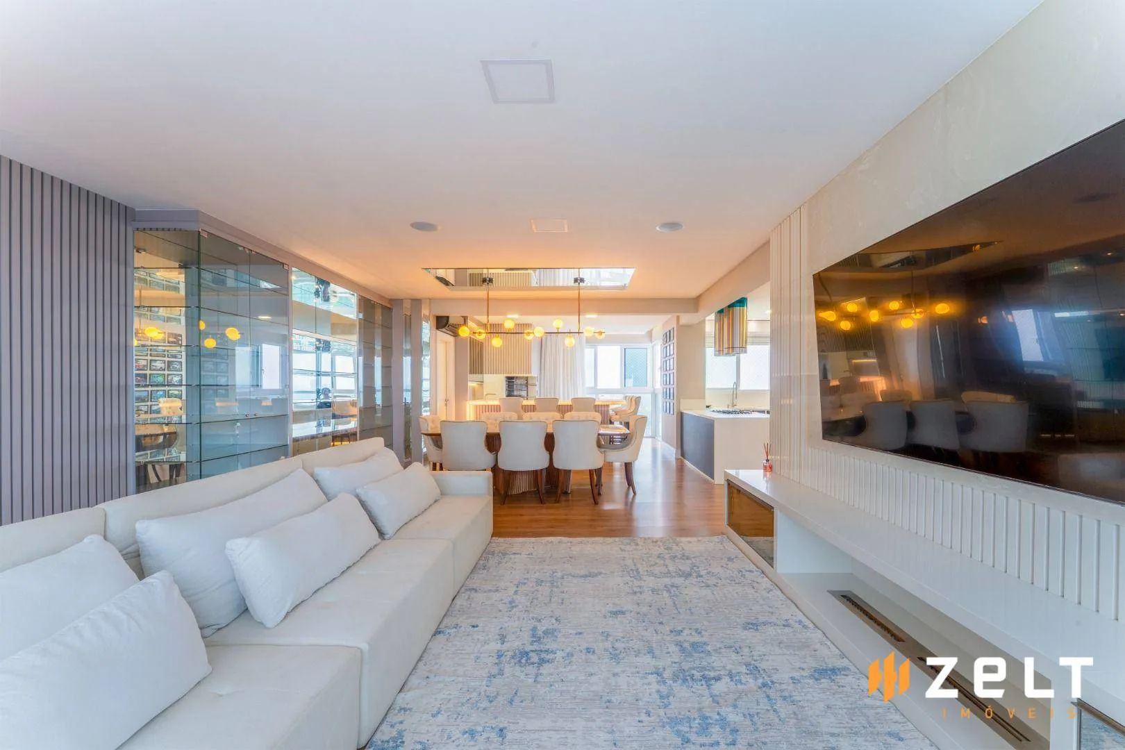 Apartamento com 3 dormitórios à venda, 203 m por R$ 3.200.000,00 - Victor Konder - Blumenau/SC - foto 1