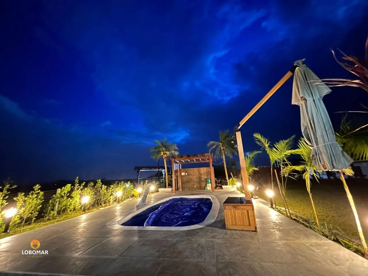 Chácara de 1.200m com 2 Chalés + área de festas e piscina em Medeiros - Barra V — foto 2