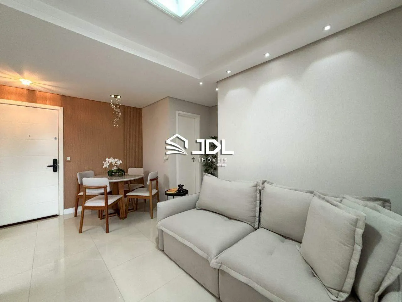 Apartamento semimobiliado com 2 quartos à venda no bairro Garcia — foto 2