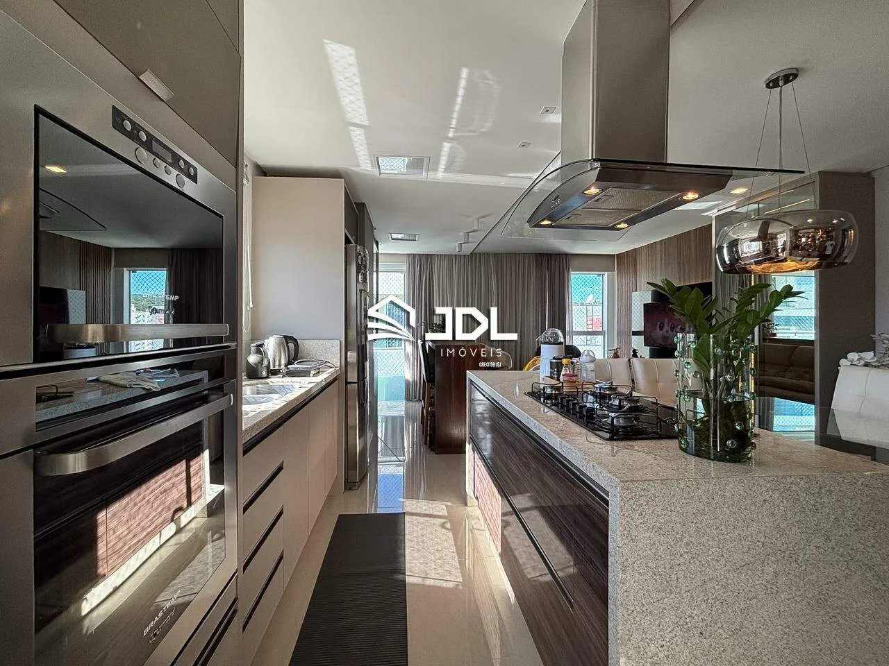 Apartamento mobiliado com 2 suítes à venda no bairro Vila Nova - 79,73 m por R$ 750.000 — foto 2