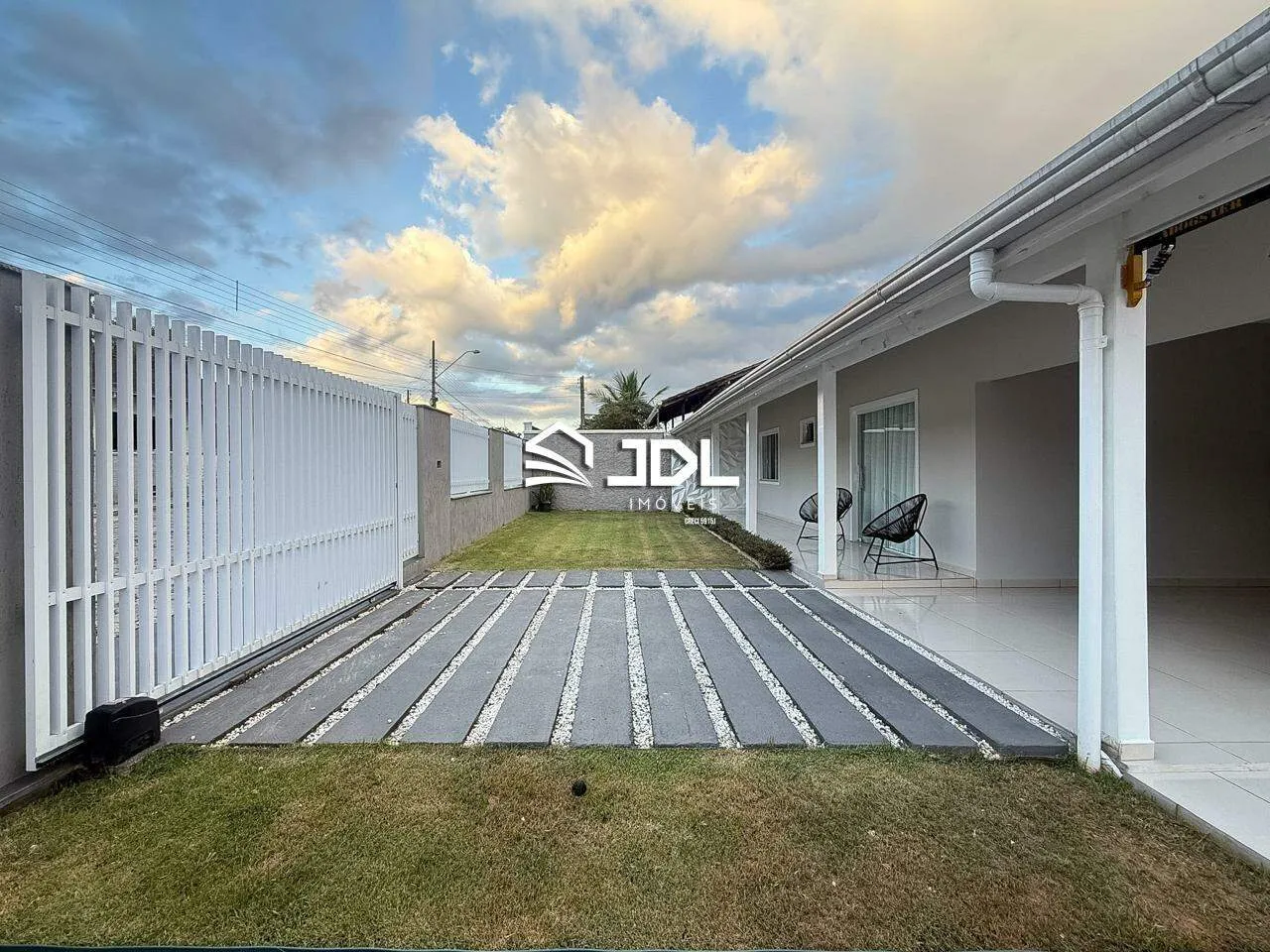 Casa à venda no bairro Itoupava Central, em Blumenau - 2 dormitórios, suíte, área de festas e amplo terreno — foto 3