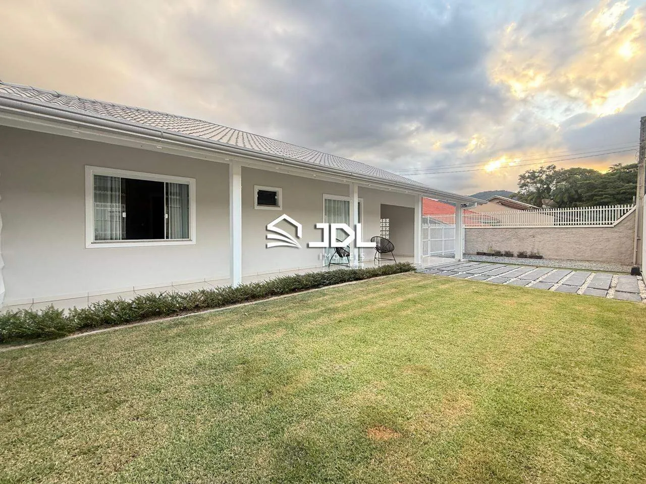 Casa à venda no bairro Itoupava Central, em Blumenau - 2 dormitórios, suíte, área de festas e amplo terreno — foto 4
