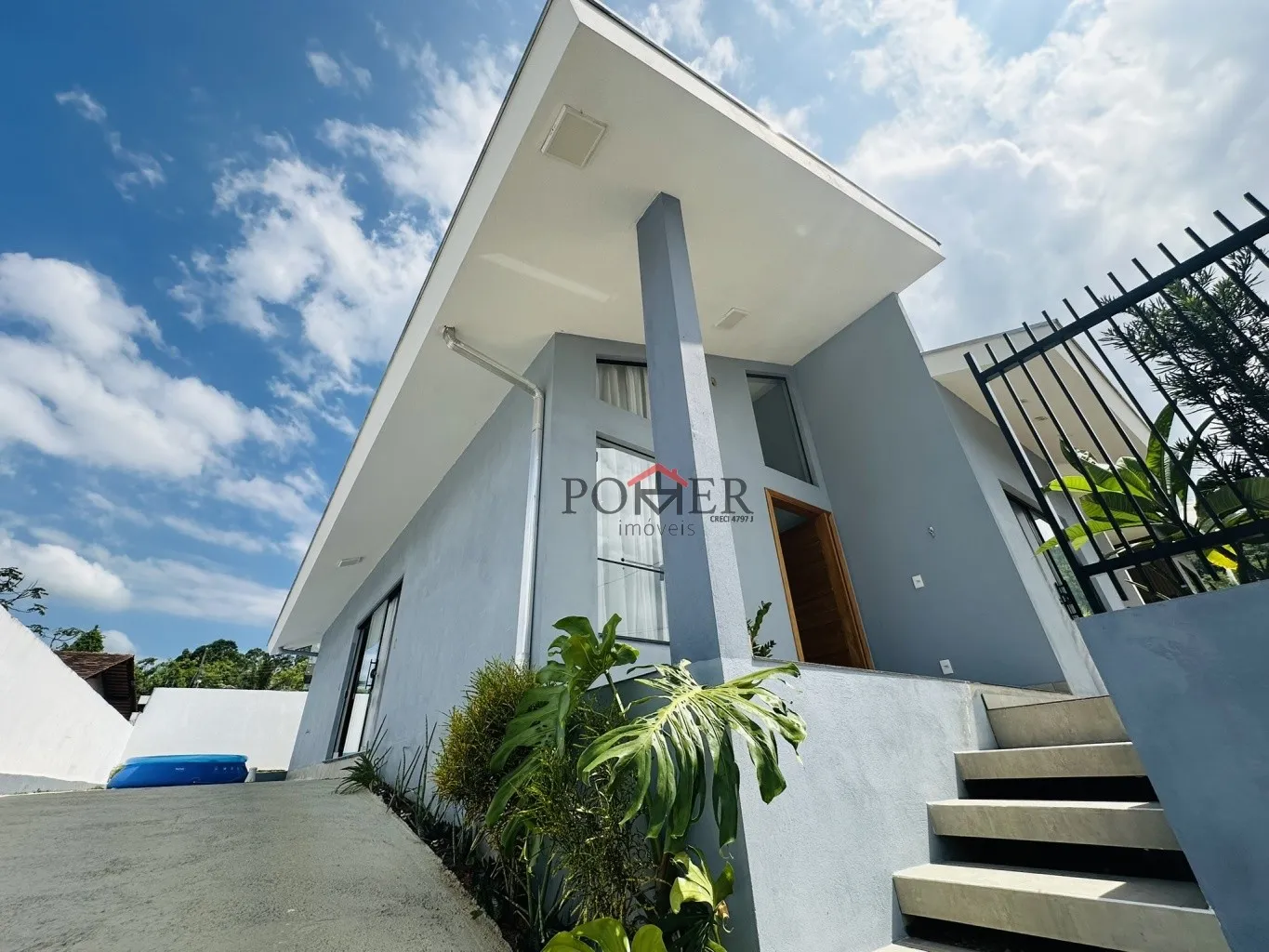 Casa com 97m de área construída no bairro Ribeirão Areia, 3 dormitórios (1 suíte), conforto e praticidade em excelente localização - foto 1