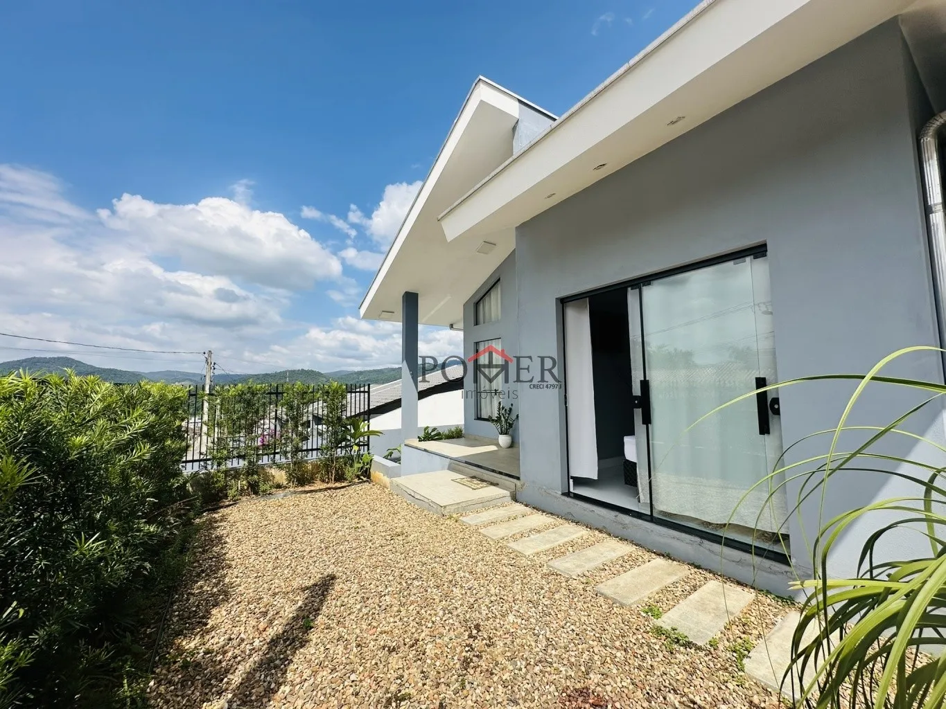 Casa com 97m de área construída no bairro Ribeirão Areia, 3 dormitórios (1 suíte), conforto e praticidade em excelente localização — foto 2