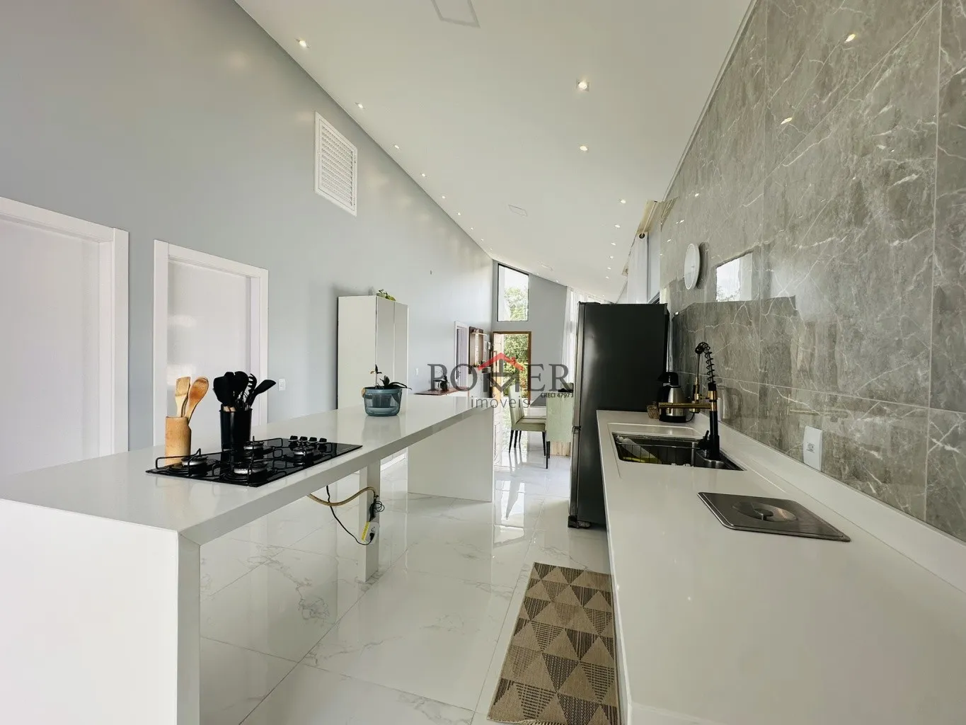 Casa com 97m de área construída no bairro Ribeirão Areia, 3 dormitórios (1 suíte), conforto e praticidade em excelente localização — foto 6