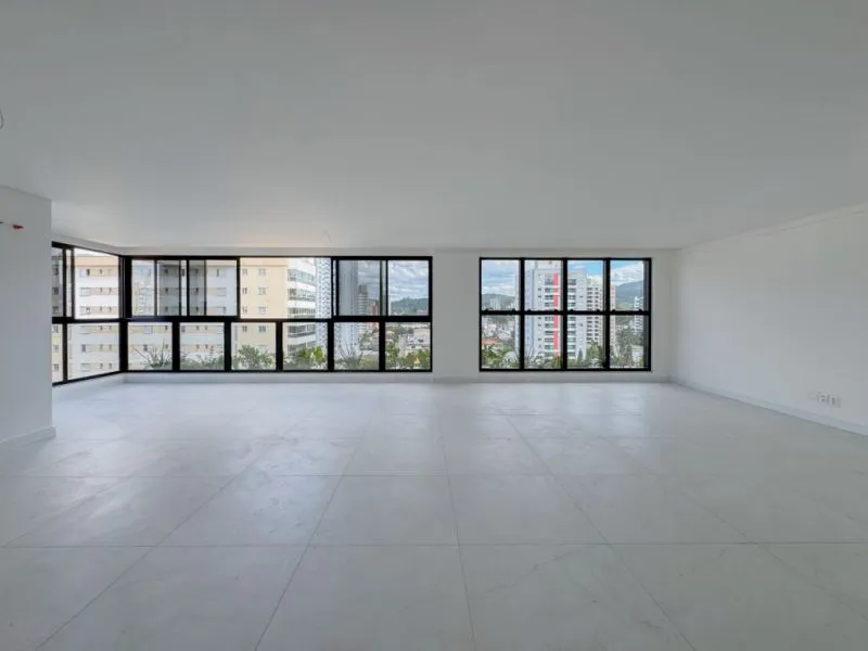 Apartamento com 3 suítes no bairro Vila Nova em Blumenau/SC — foto 2