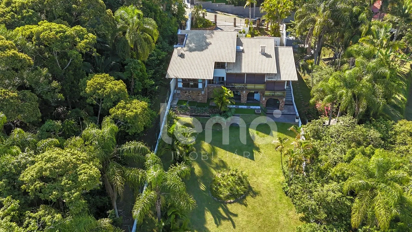 Casa · à venda · 4 quartos · 272m² · Ponta Aguda, Blumenau
