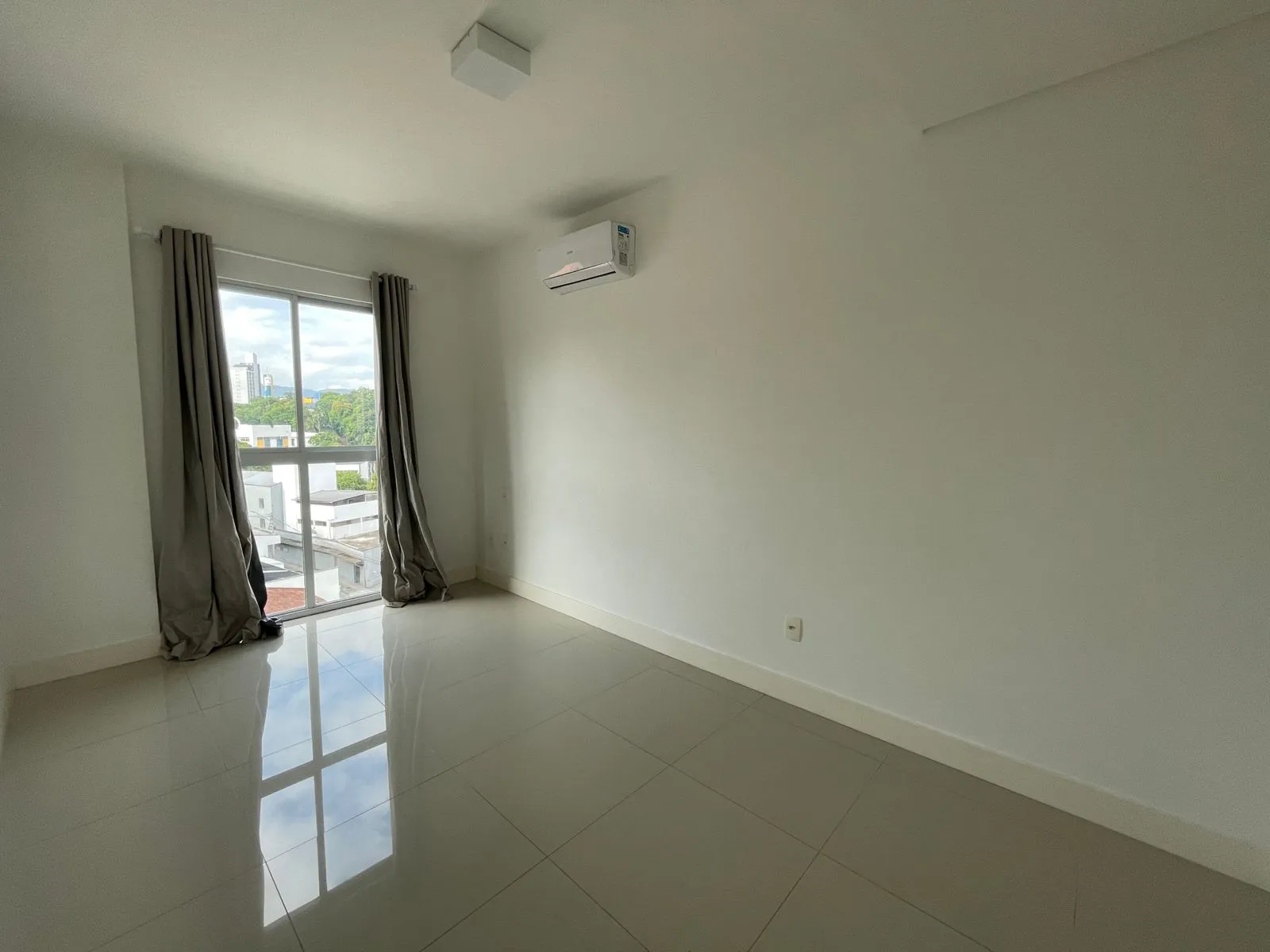 Apartamento  semi mobiliado próximo a Furb. — foto 6