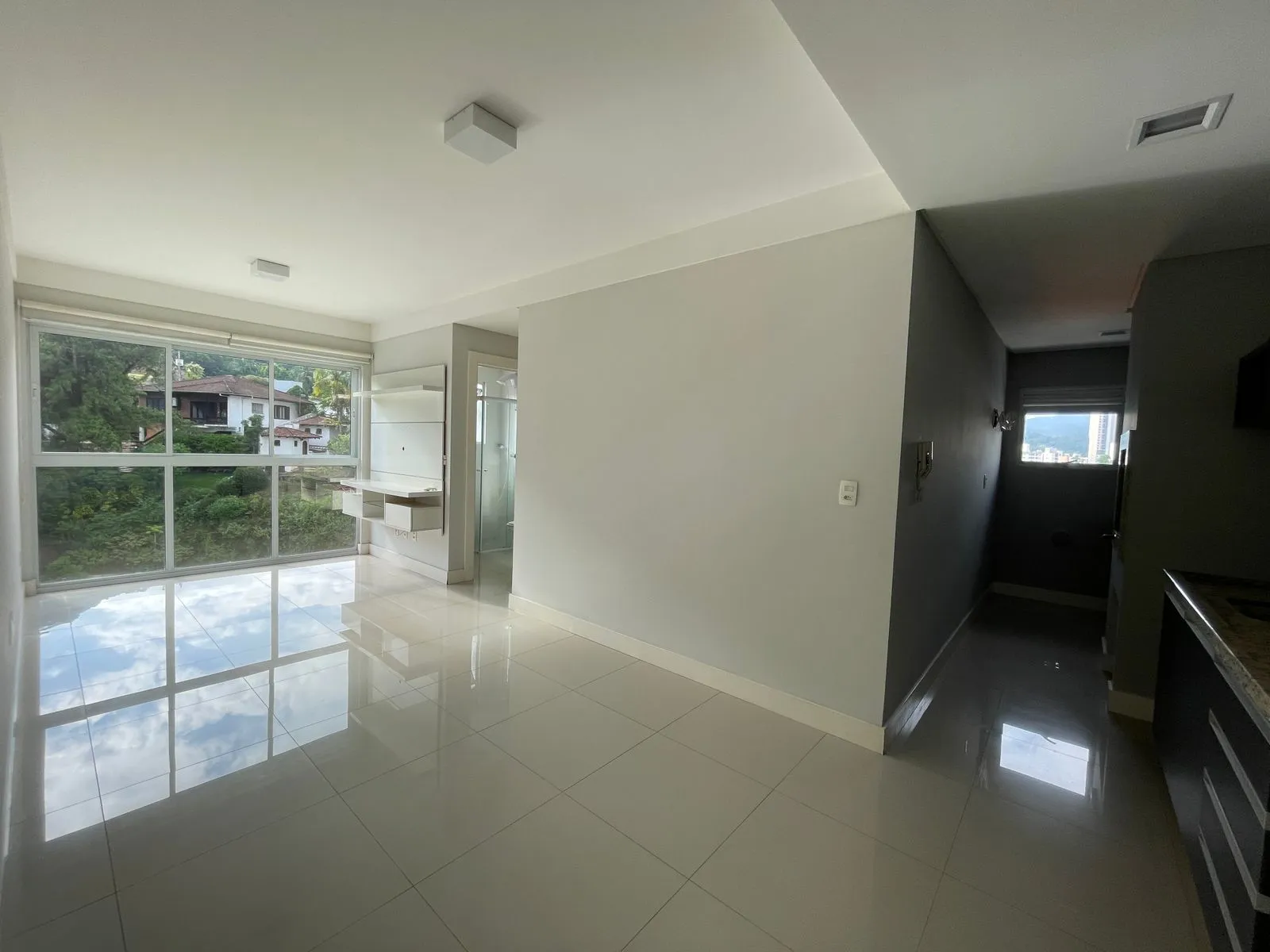 Apartamento  semi mobiliado próximo a Furb. — foto 2