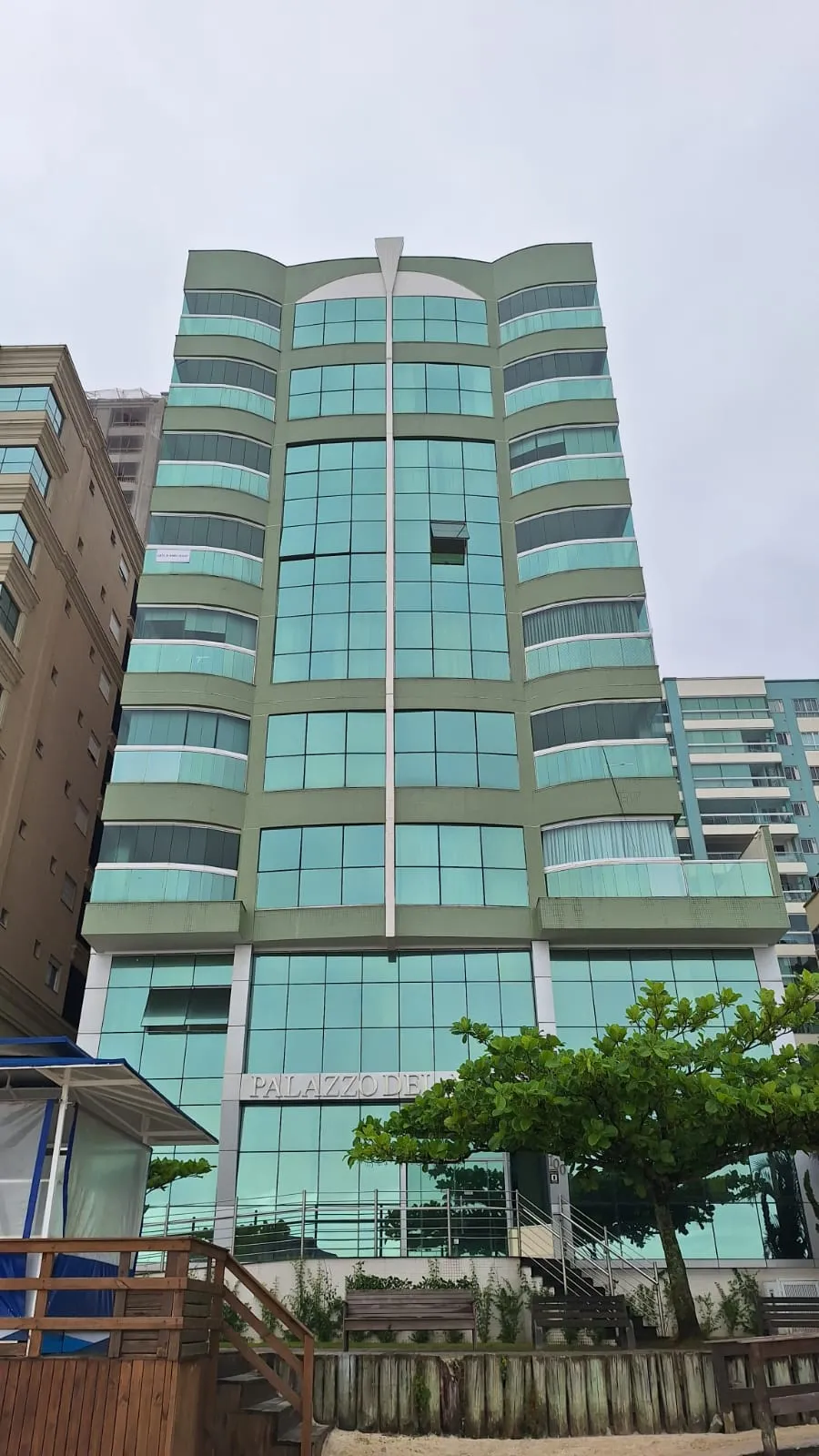 Apartamento frente mar, Meia Praia, Itapema - foto 1