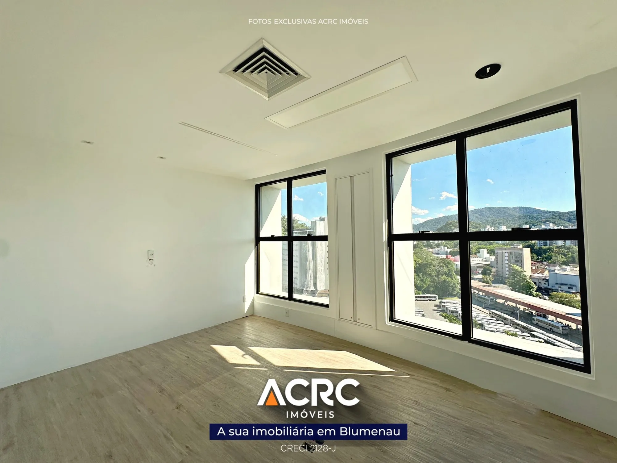 ACRC Imóveis - Sala comercial no Prédio Redondo para locação — foto 3