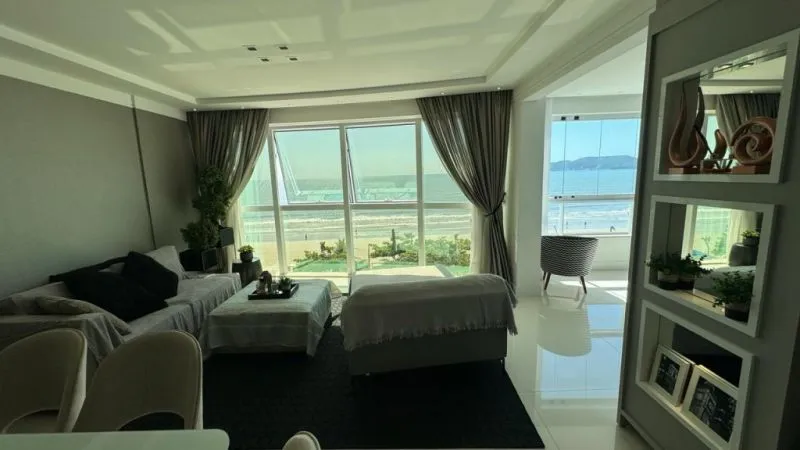 APARTAMENTO MOBILIADO, FRENTE MAR, COM QUATRO SUÍTES E TRÊS VAGAS DE GARAGEM - EM MEIA PRAIA/ITAPEMA — foto 5