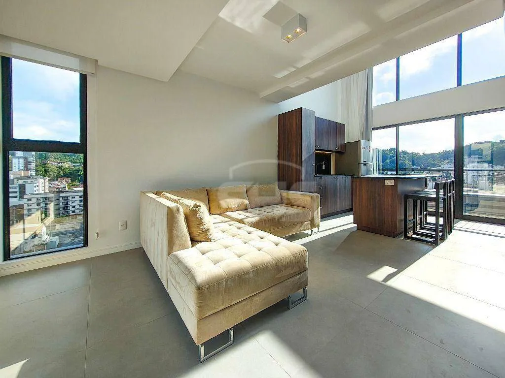 Apartamento com 1 dormitório para alugar, 51 m por R$ 4.220,00/mês - Vila Nova - Blumenau/SC - foto 1