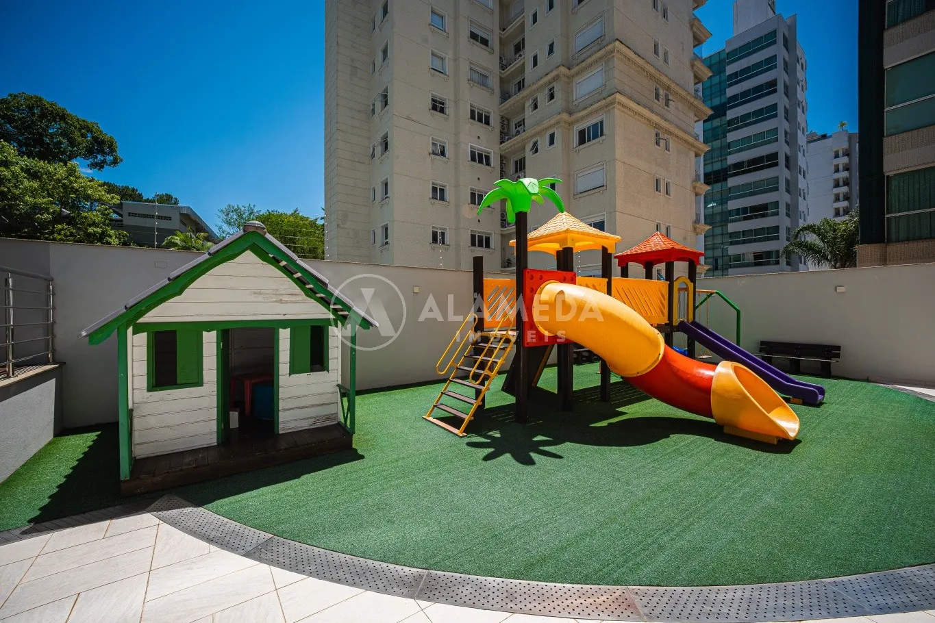 APARTAMENTO SEMIMOBILIADO À VENDA NO BAIRRO JARDIM BLUMENAU! - foto 1