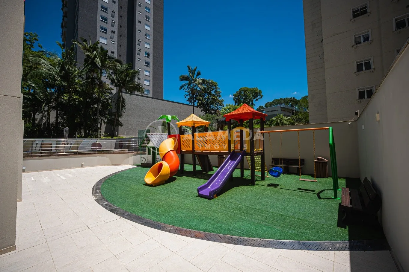 APARTAMENTO SEMIMOBILIADO À VENDA NO BAIRRO JARDIM BLUMENAU! — foto 2