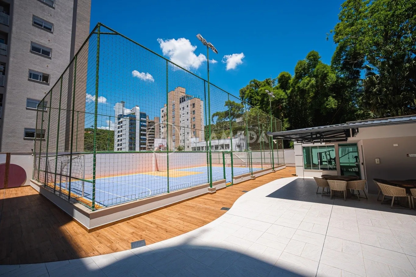 APARTAMENTO SEMIMOBILIADO À VENDA NO BAIRRO JARDIM BLUMENAU! — foto 3