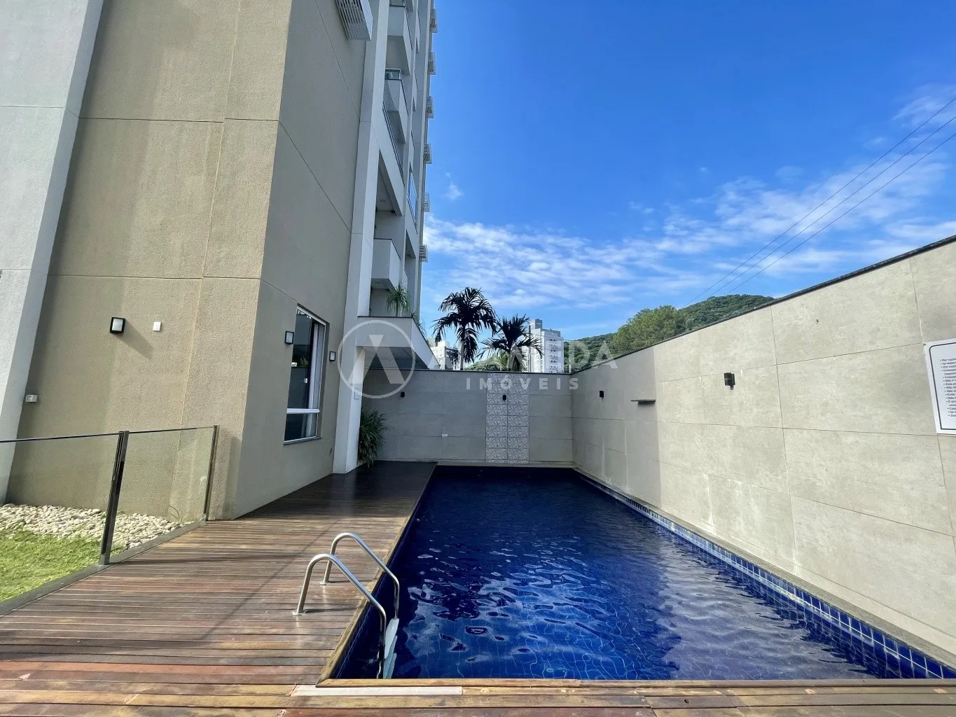 APARTAMENTO SEMIMOBILIADO À VENDA NO BAIRRO ITOUPAVA SECA! — foto 4