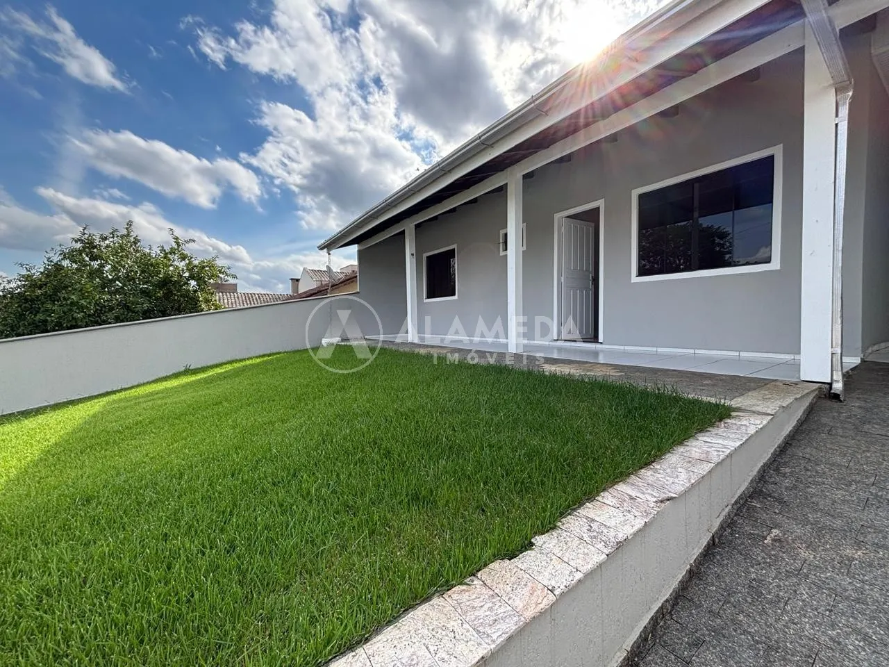 Excelente casa com piscina no Bairro Itoupavazinha, em Blumenau/SC. — foto 4