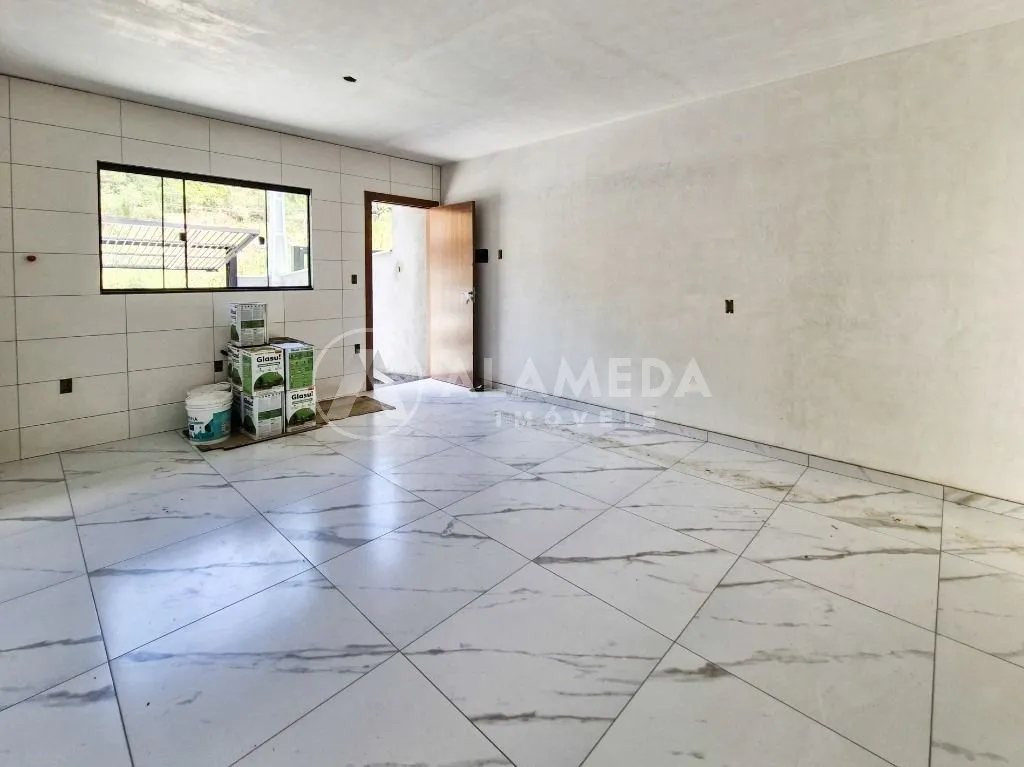 SOBRADO À VENDA NO BAIRRO VELHA CENTRAL! - foto 1