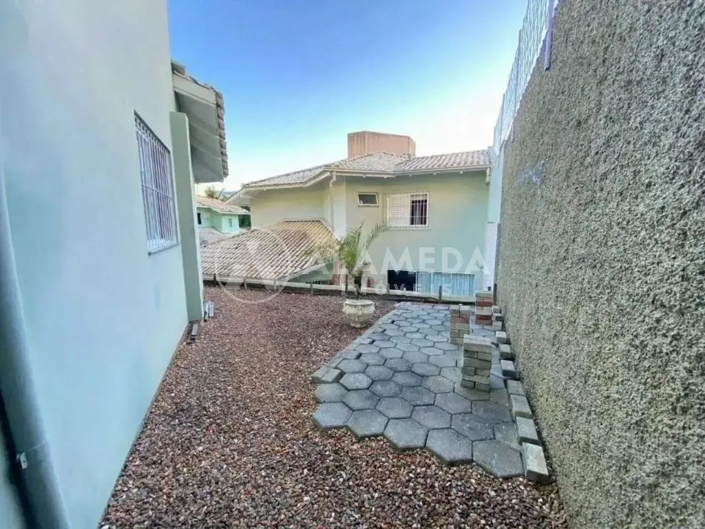 CASA GEMINADA A VENDA APENAS A 02 MINUTOS DA VILA GERMÂNICA! — foto 6