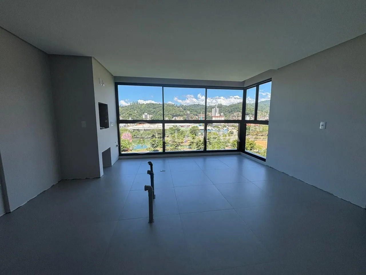 Apartamento com 2 suítes e 2 vagas de garagem no Bairro Vila Nova! — foto 4