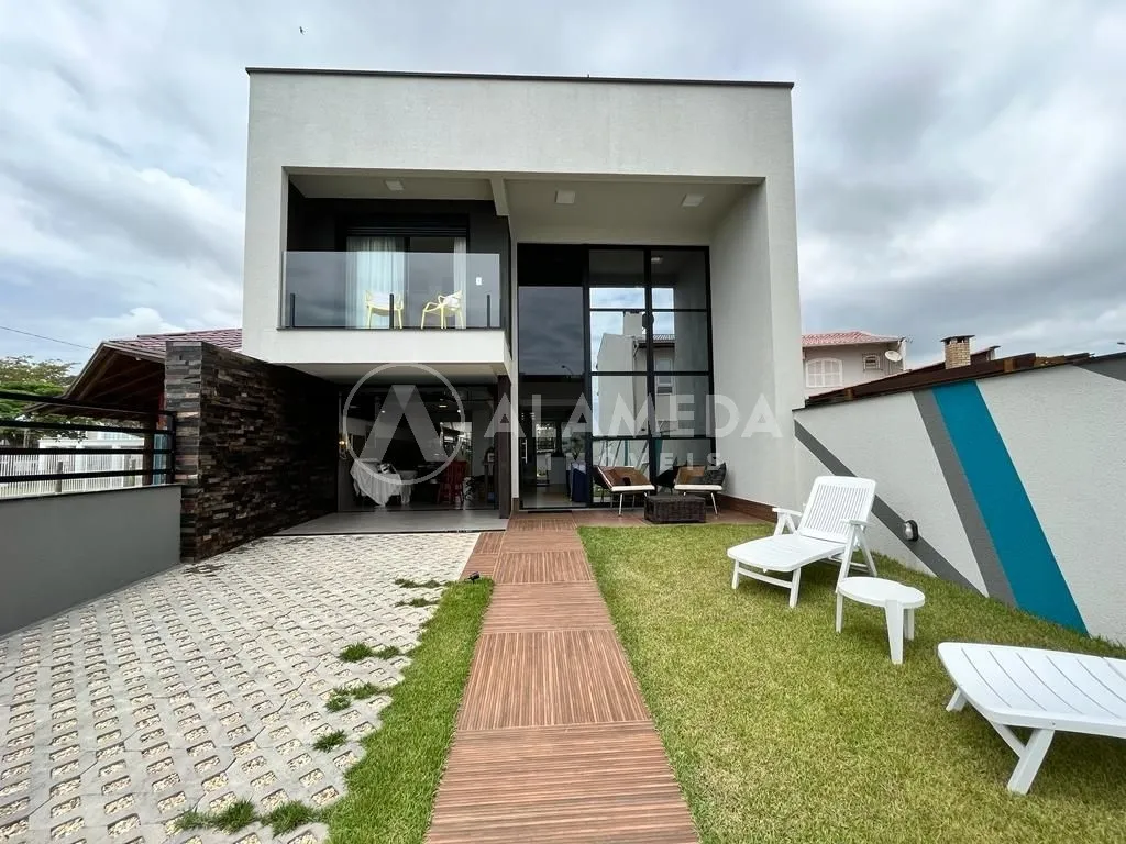 CASA FRENTE MAR À VENDA PRAIA DA ARMAÇÃO, PENHA/SC! — foto 3