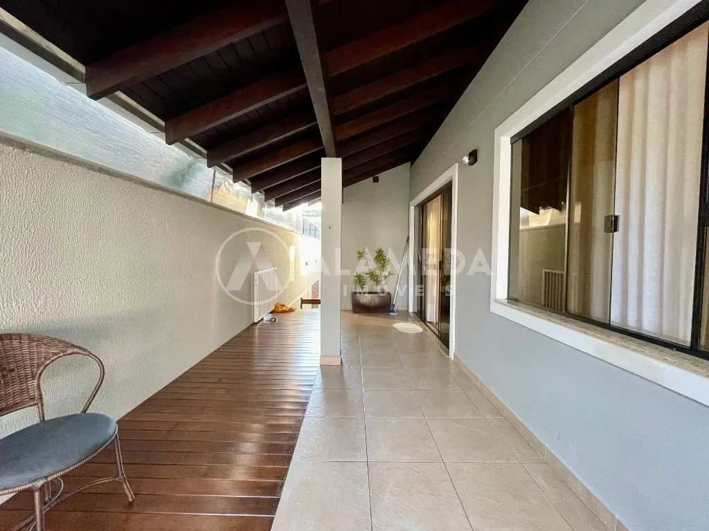 CASA EM CONDOMÍNIO FECHADO À VENDA NO BAIRRO ITOUPAVA CENTRAL. — foto 5