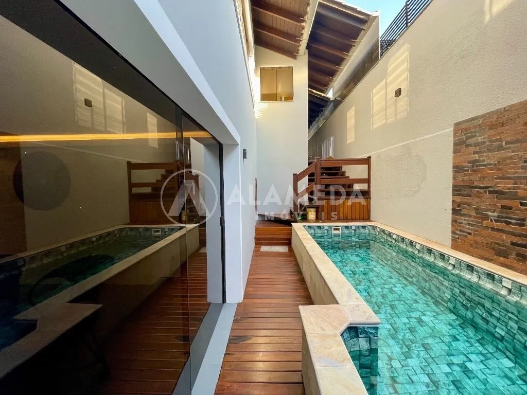 CASA EM CONDOMÍNIO FECHADO À VENDA NO BAIRRO ITOUPAVA CENTRAL. — foto 6