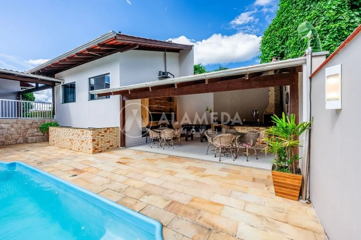 CASA À VENDA NO BAIRRO VELHA CENTRAL. — foto 6