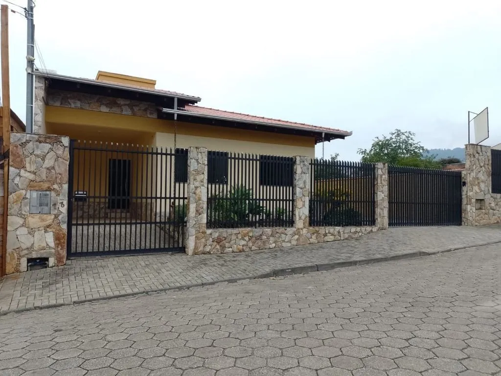CASA À VENDA NO BAIRRO PASSO MANSO. - foto 1
