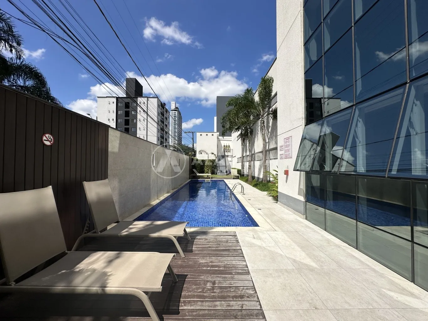 APARTAMENTO SEMIMOBILIADO NO BAIRRO VELHA. — foto 2