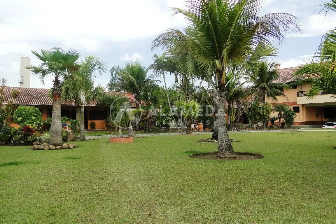 CASA À VENDA NO BAIRRO ITOUPAVA NORTE. — foto 4