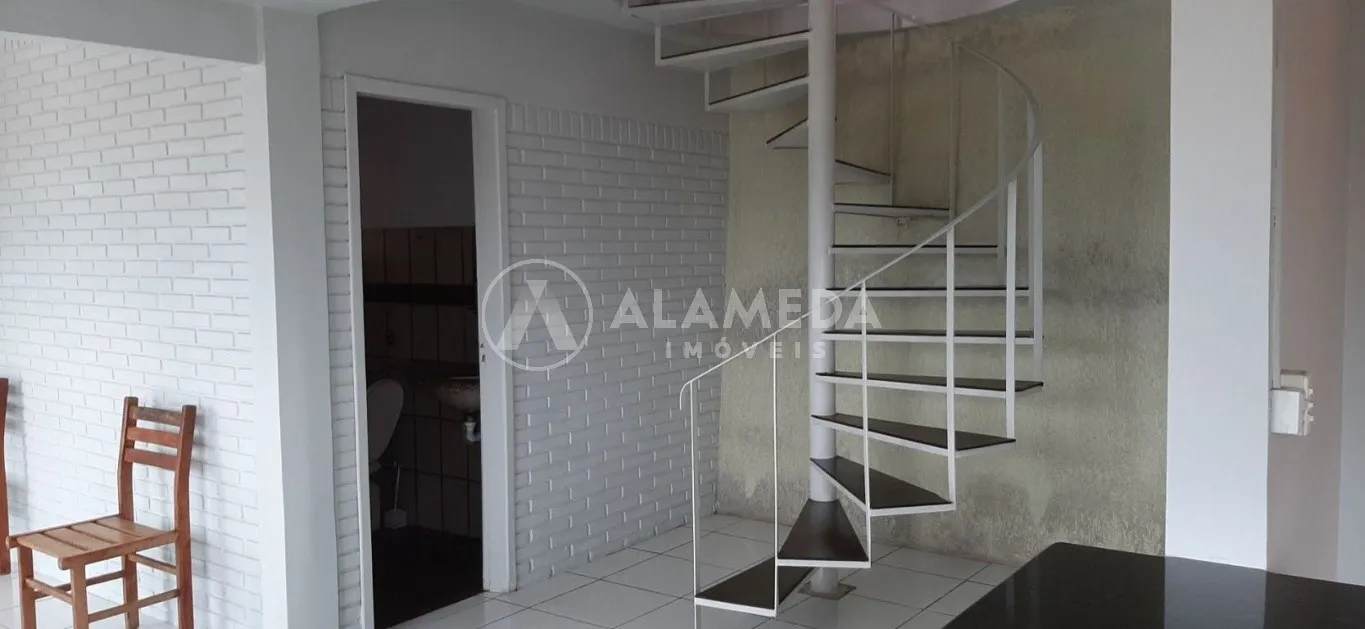 ÓTIMA CASA À VENDA NO BAIRRO ÁGUA VERDE. — foto 4