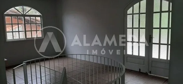 ÓTIMA CASA À VENDA NO BAIRRO ÁGUA VERDE. — foto 7