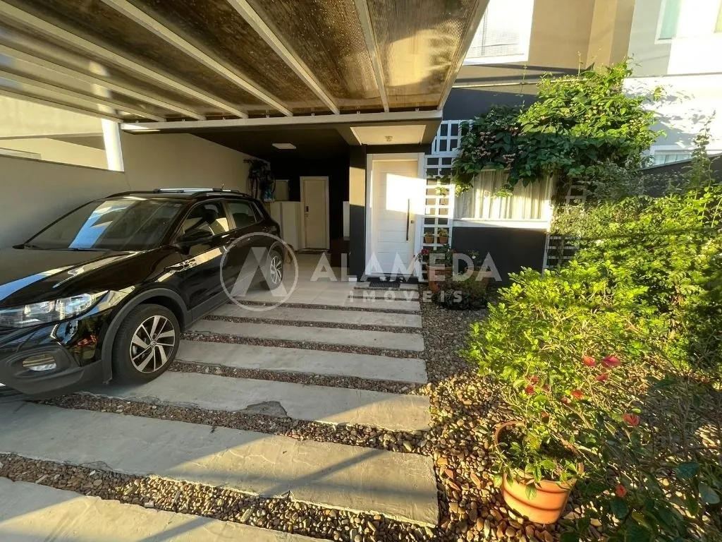 SOBRADO À VENDA NO BAIRRO VELHA CENTRAL! - foto 1