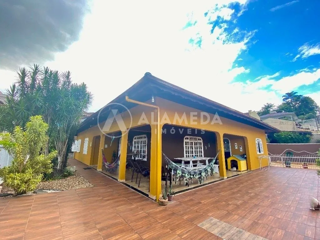 CASA AMPLA DE ESQUINA A VENDA NO BAIRRO ITOUPAVA CENTRAL! — foto 5