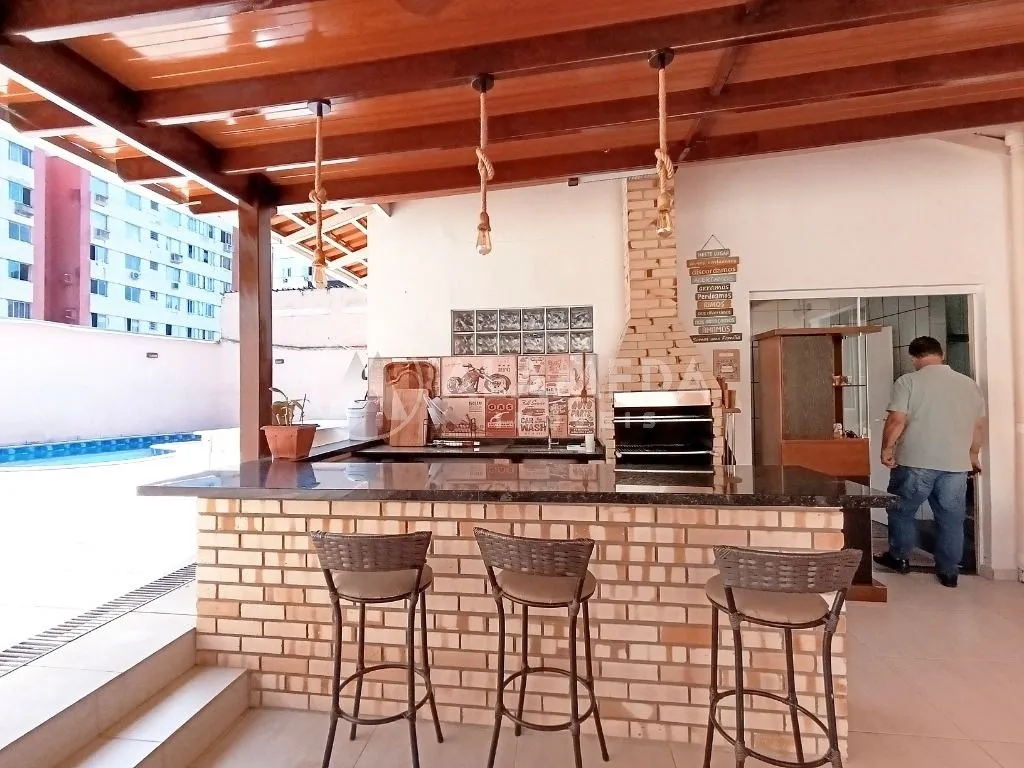 CASA À VENDA NO BAIRRO VELHA. — foto 4