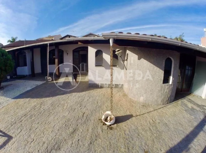 CASA À VENDA NO BAIRRO VELHA! — foto 2