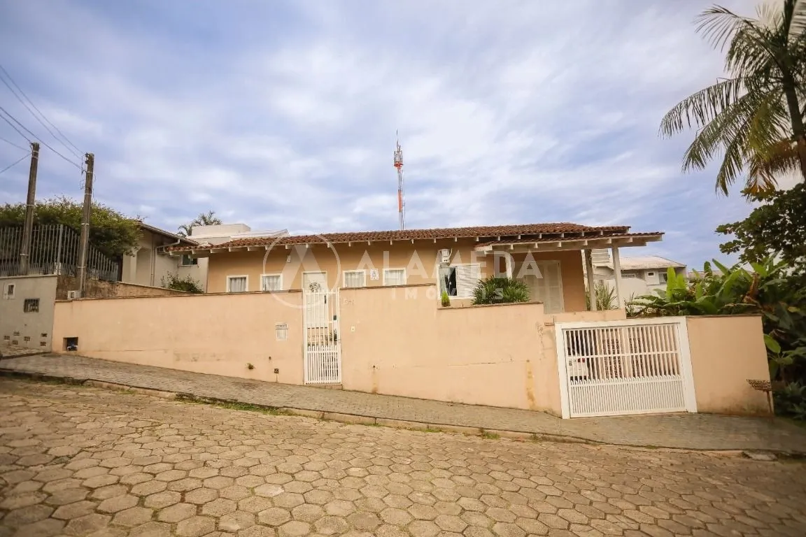 CASA À VENDA NO BAIRRO ITOUPAVA NORTE! - foto 1