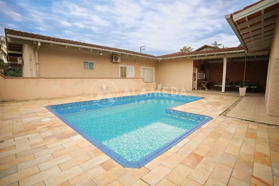 CASA À VENDA NO BAIRRO ITOUPAVA NORTE! — foto 3