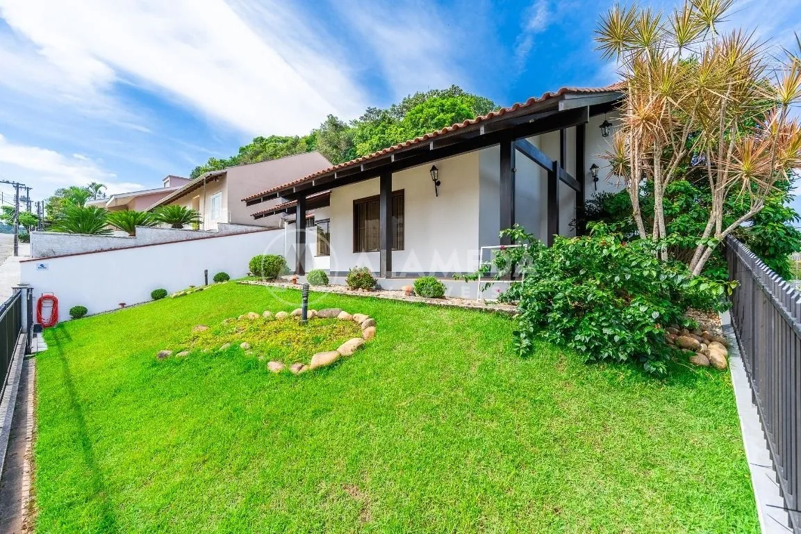 CASA À VENDA NO BAIRRO VELHA. — foto 5