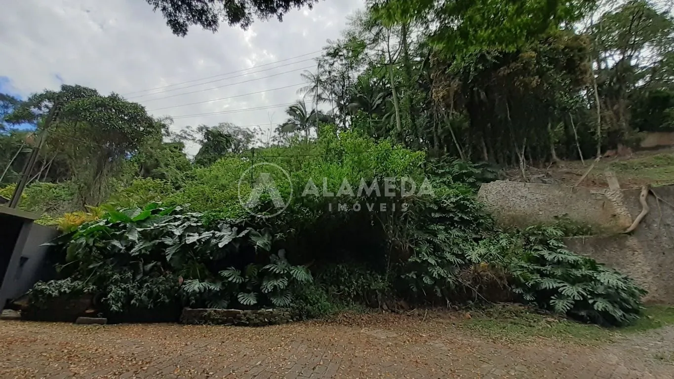 Terreno à venda no bairro Itoupava Seca. - foto 1