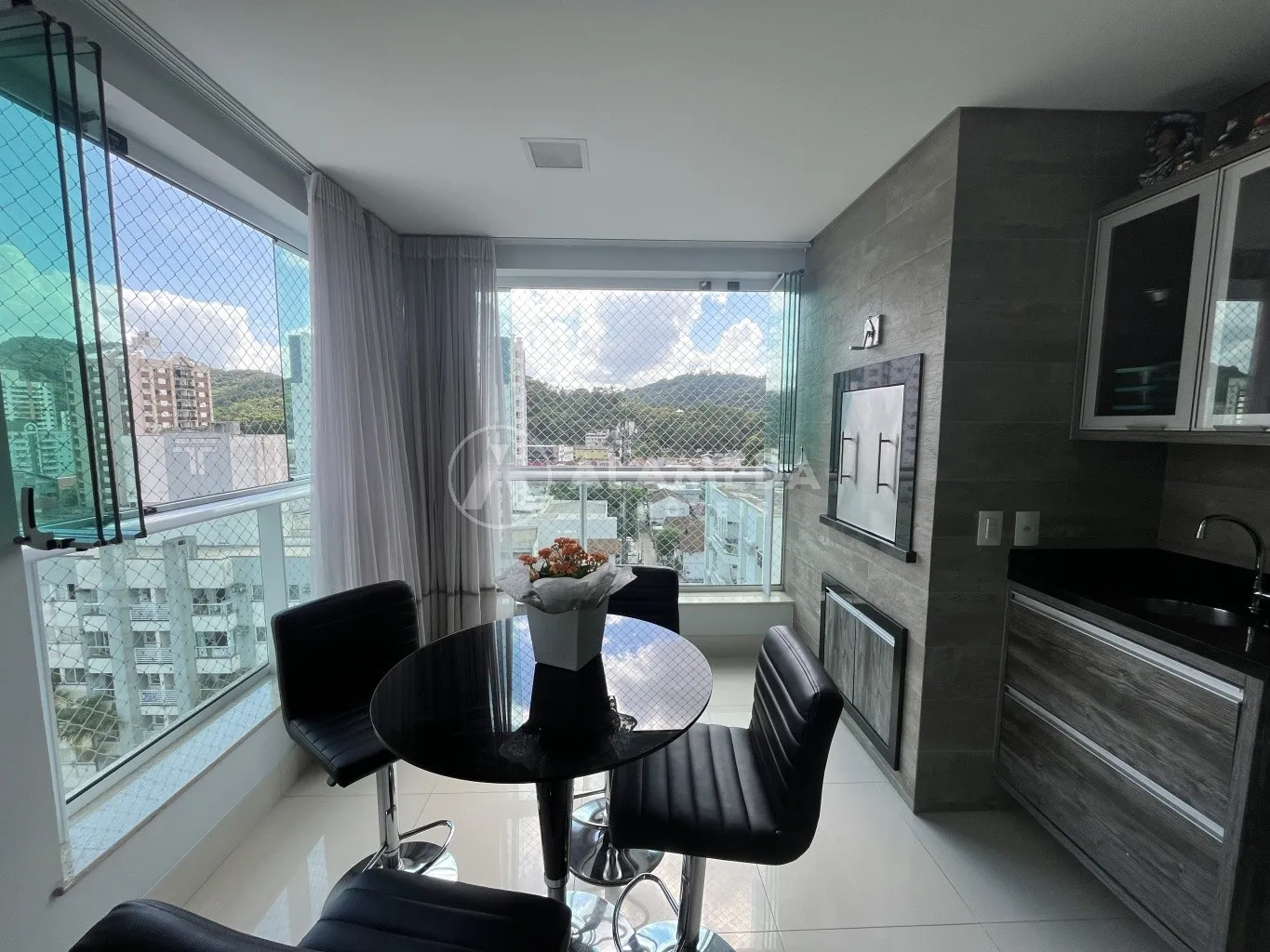 APARTAMENTO MOBILIADO A VENDA NO VICTOR KONDER EM BLUMENAU! — foto 6