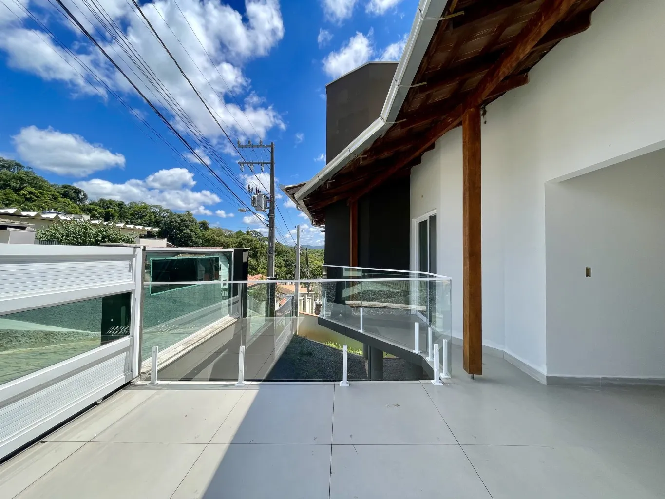 CASA À VENDA NO BAIRRO TRIBESS — foto 3