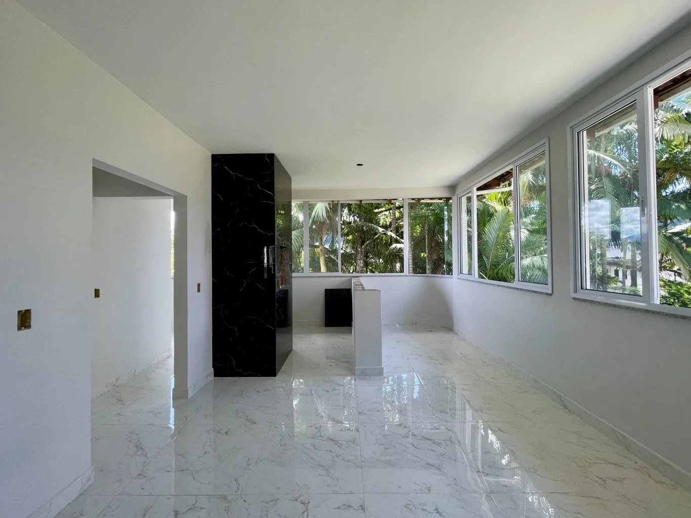 CASA À VENDA NO BAIRRO TRIBESS — foto 7