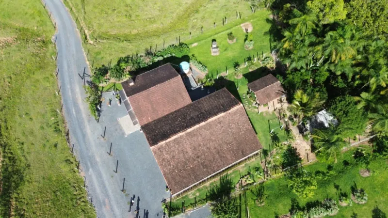 Sítio com 9.517,00m de área, com casa de alvenaria, no bairro Fidélis em Blumenau! — foto 6
