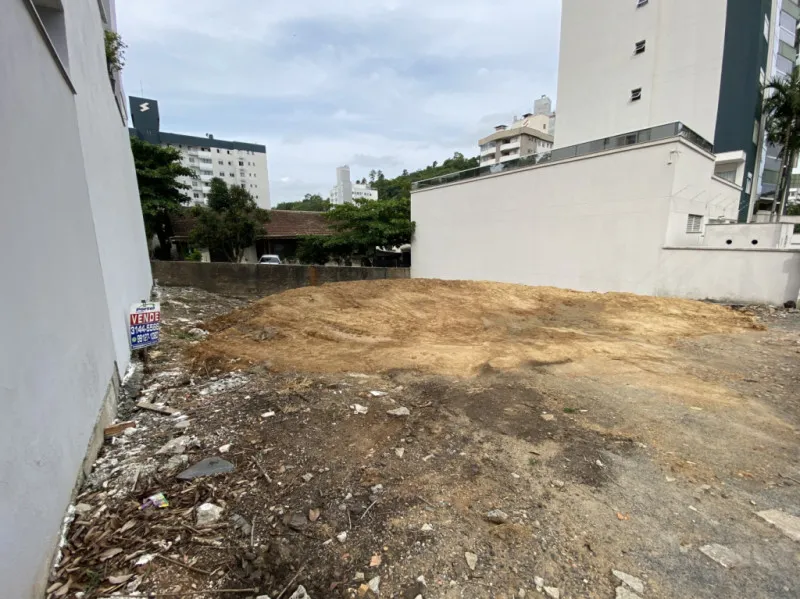Terreno na Vila Nova, livre de enchentes, medindo 300 m, sendo 15 metros de Frente e 20 metros de profundidade (Ref: 9751) — foto 7