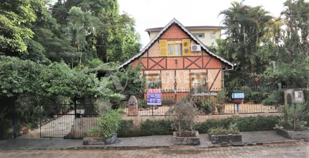 Casa em estilo enxaimel com dois lotes de terreno. - foto 1