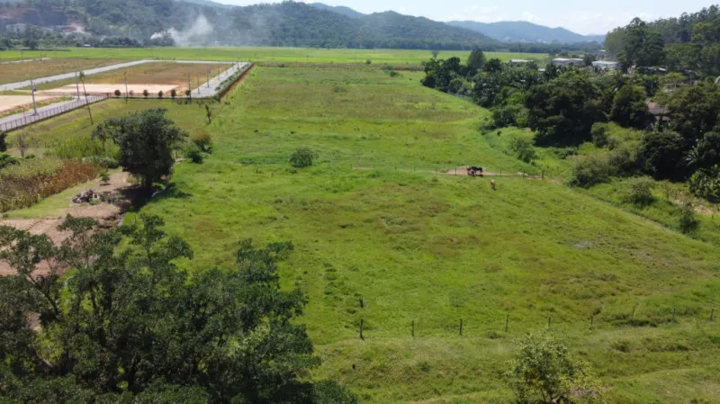 Terreno no Município de Gaspar, Belchior Baixo, Zona Industrial com 46.000 metros. — foto 2
